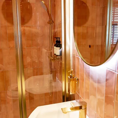 The Woodquay Townhouse Guest house *